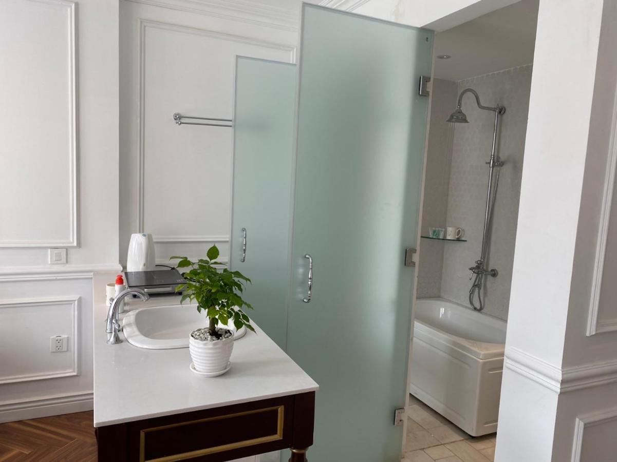Diamond Suite Koreatown Ho Chi Minh City Exterior photo